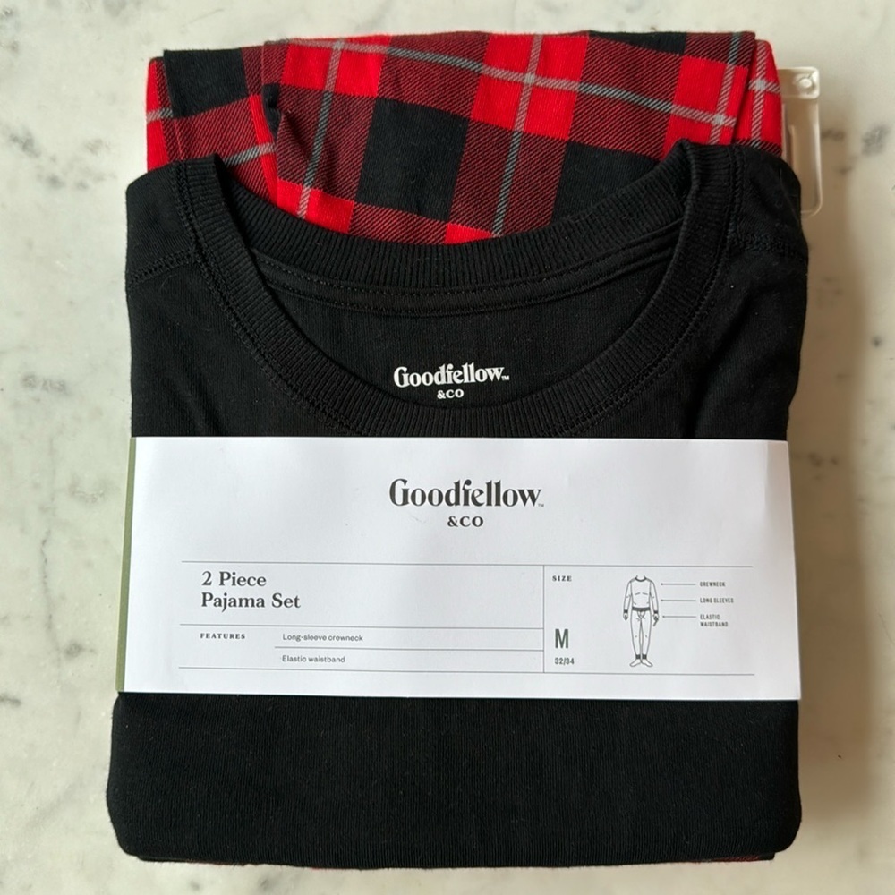 Goodfellow & Co. Pajama Set Black Long Sleeve w/ Plaid Bottoms